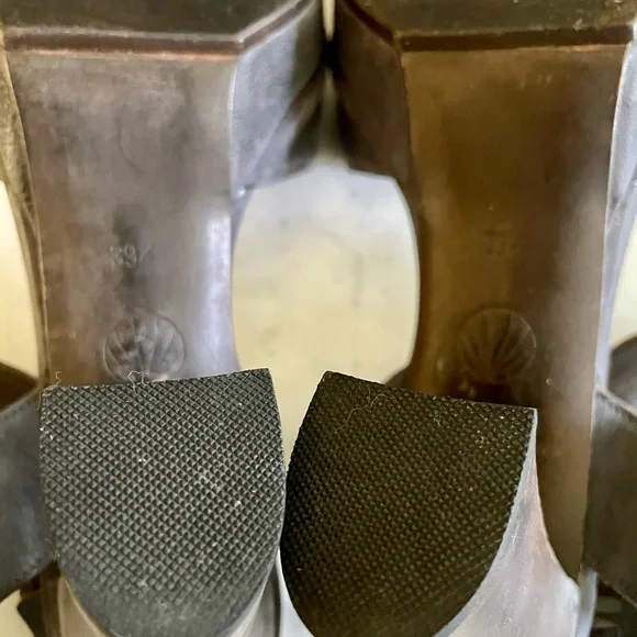 Coclico slate blue gray suede leather heels with win… - Picture 8 of 8